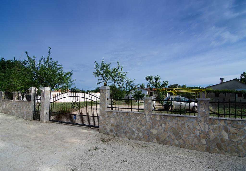 Holiday Home Kerniat 普拉 客房 照片